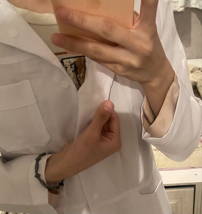 Ақ халат сатылады