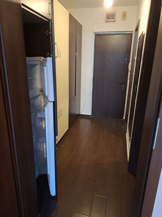 Proprietar Închiriez garsoniera