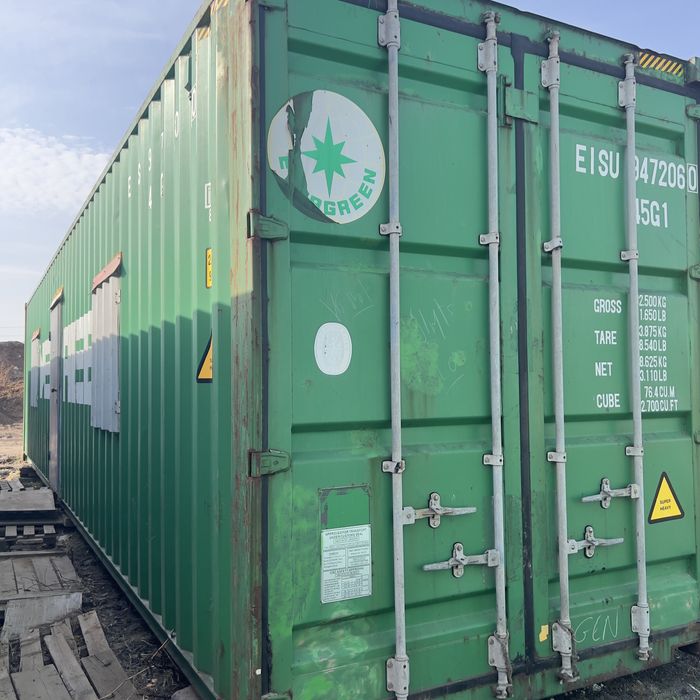 Контейнера утеплённые, новые, 40т., продам.