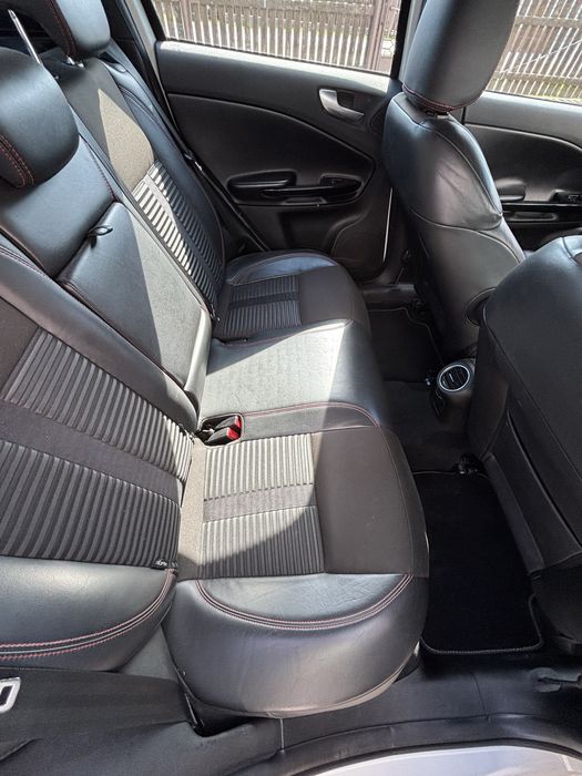 Alfa Romeo Giulietta 1.6 Diesel – 2011 –