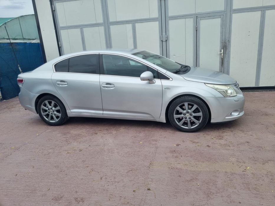 Vand Toyota Avensis t27