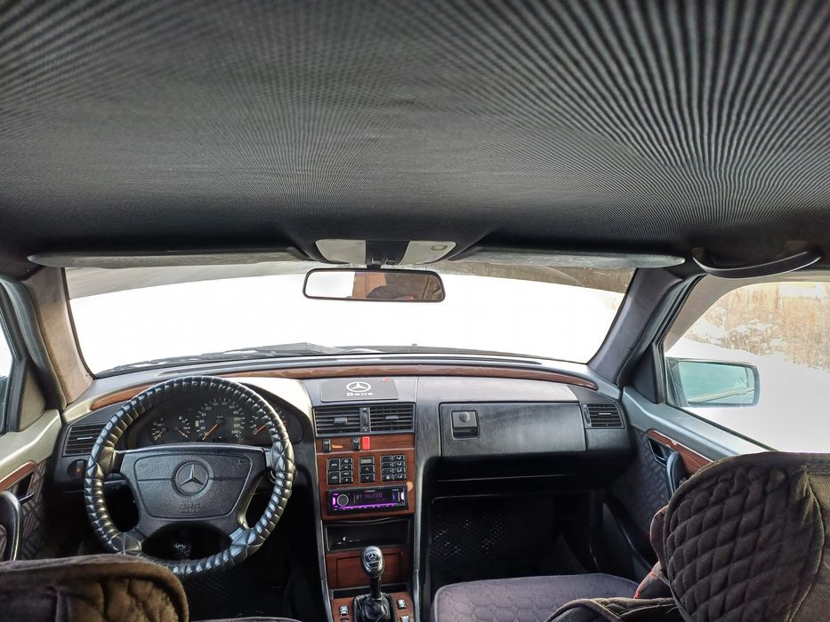 Продам мерс с180