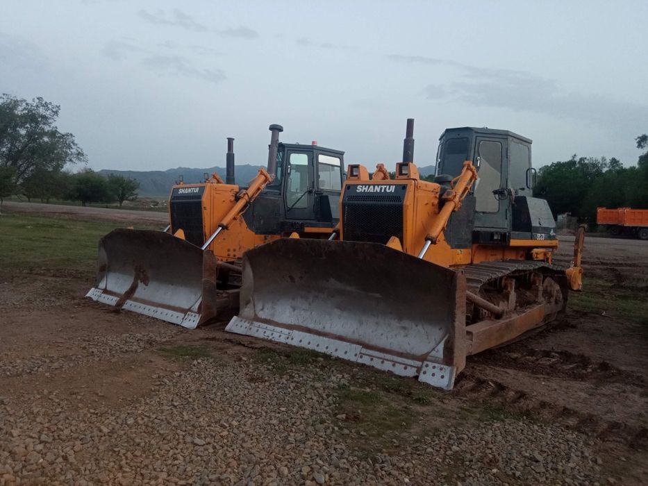 Аренда бульдозера Shantui SD23