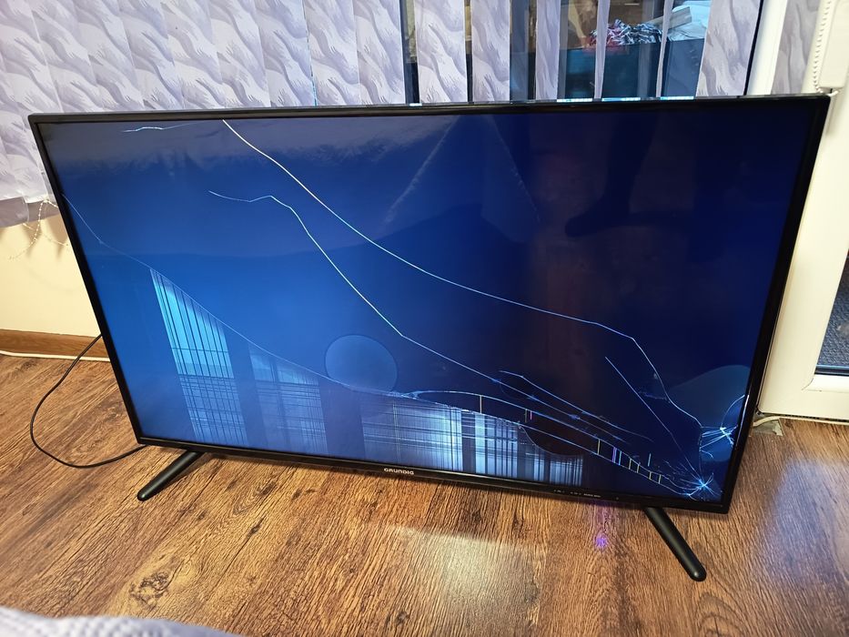 Grundig 43 vle 5000 bg