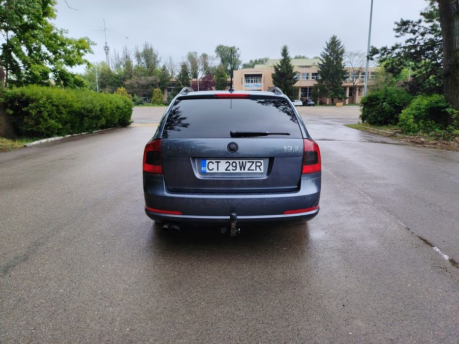SKODA Octavia 2011 — imagine 3