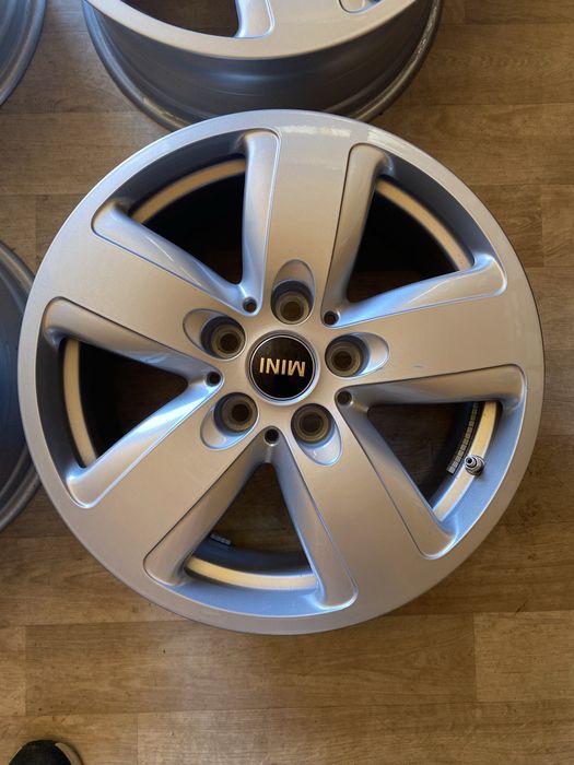 16 цола 5 х 112 мм BMW , Мини ,  Mini Cooper.  Clubman , One