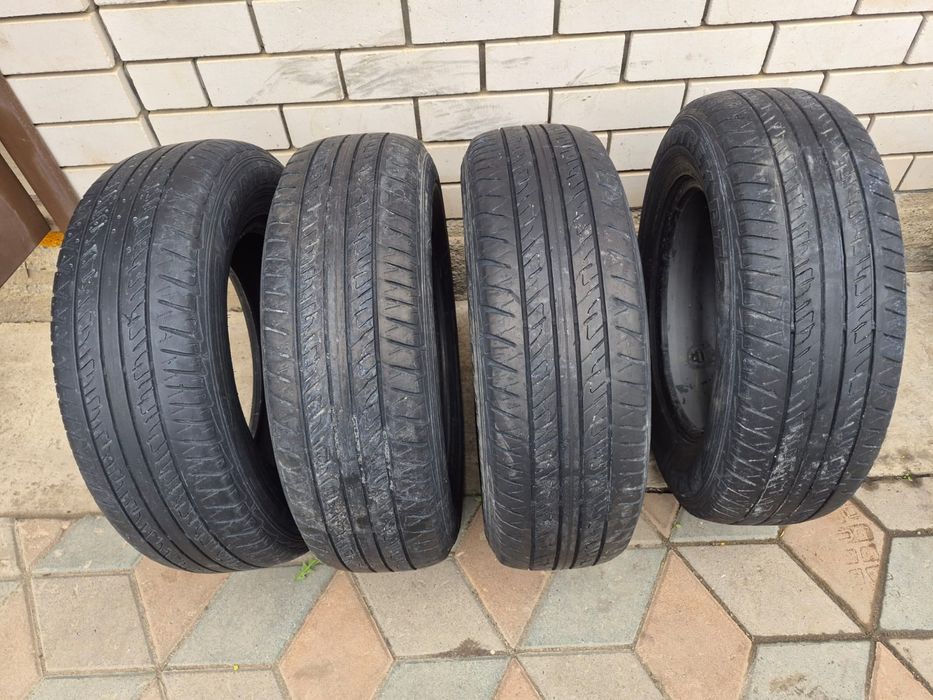 Шины 215/70/R16 . 4 штуки