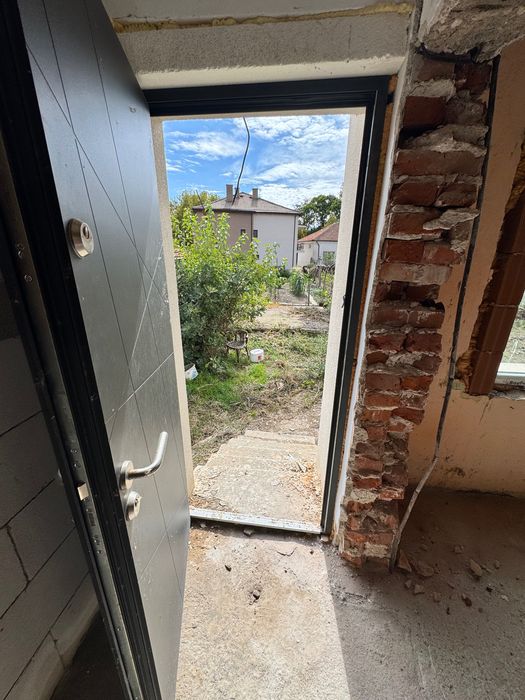 Продавам къща в центъра на  Свиленград.