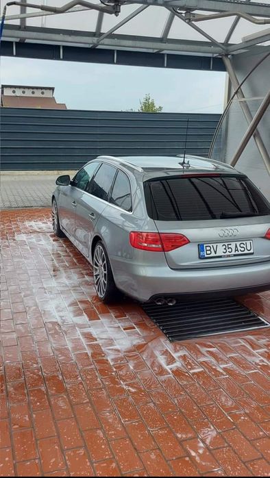 Vând Audi A4 2.0 Diesel, ,Automat 8+1 ! Mai multe detalii la tel 07717