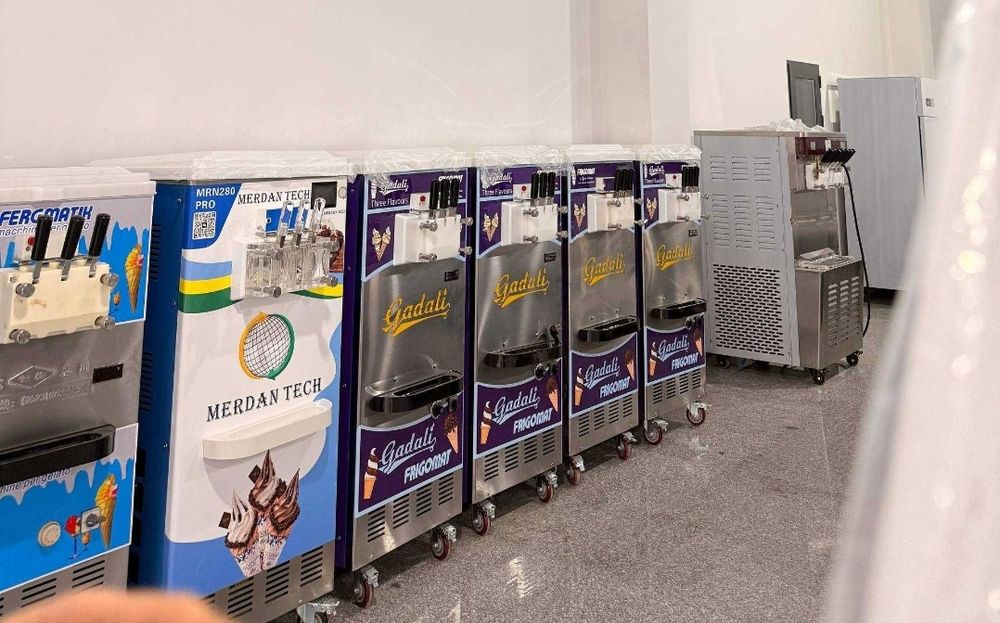 Мороженое аппарат,фрезер,фризер frigomat