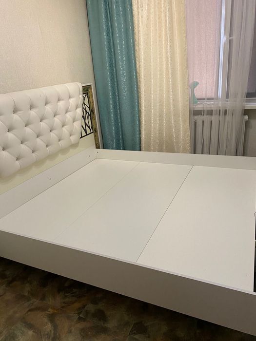 Продам Спальный гарнитур