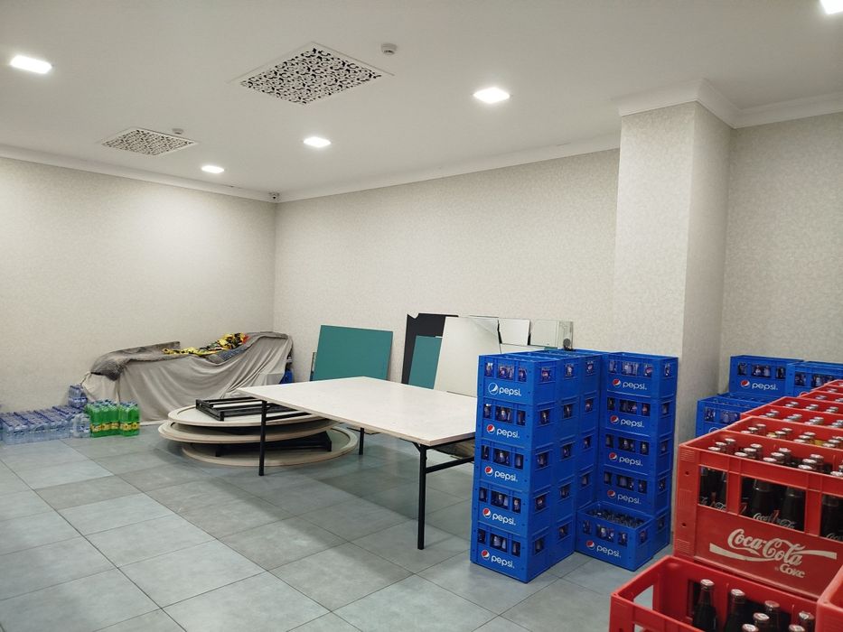 Сдаётся помещение 55 м² у дома торжеств «Яшнабад»
​Описание:
Сдаётся с