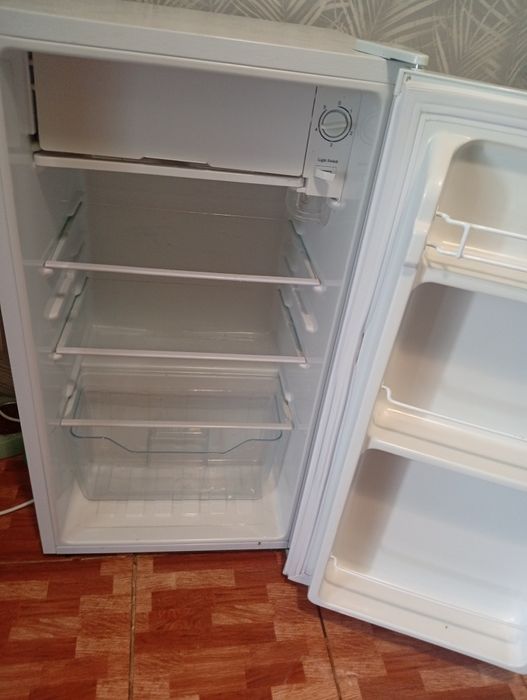 Продам холодильник срочно