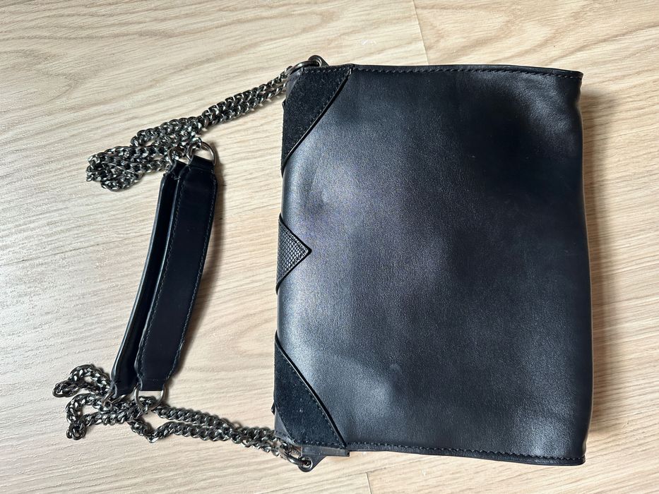 Кожени чанти/Guess  original /Liu Jo//ЗмийскаКожа/Guess LUXE/Adidas/