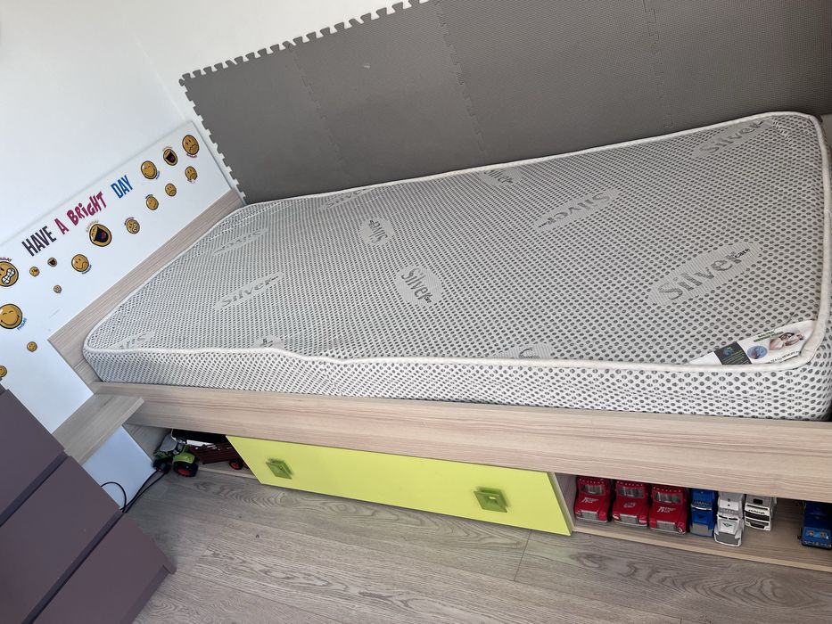 Vand set pat cu saltea si dulap copii, Mobexpert