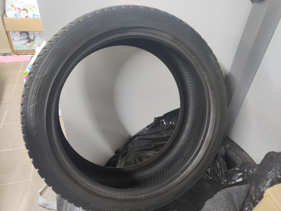 Зимни гуми 235,45,18