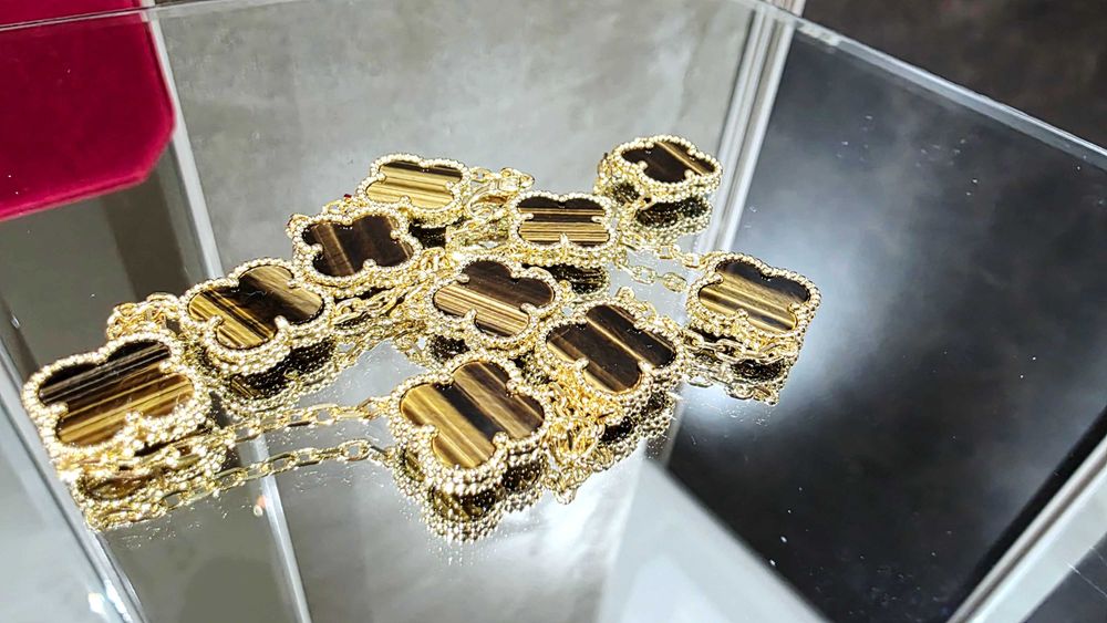 Van Cleef & Arpels VCA Gold Tiger Eye 10 Motifs Alhambra Дамско Колие