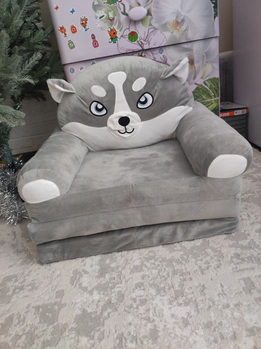 Продам кресло детское