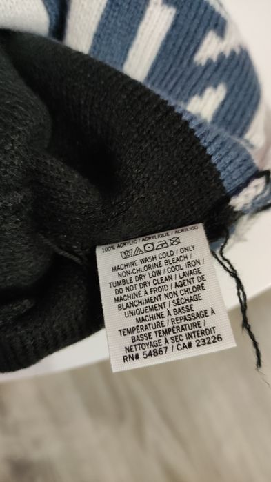 Victoria's Secret Дамска зимна шапка в отлично състояние