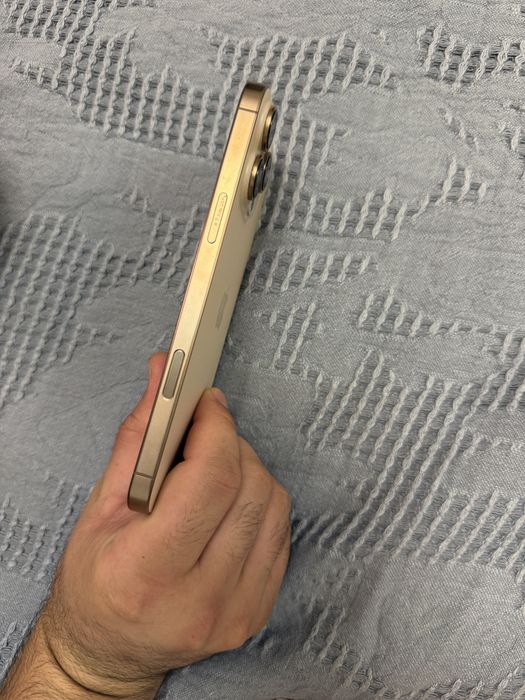 Iphone 16 pro max desert