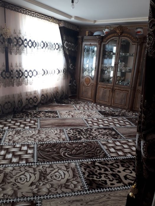 Уй сотилади Чиноз.Олмозор.2МФИ