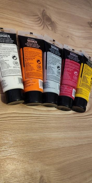 Set 5 tuburi vopsea acrilică Liquitex Basics (culori esențiale!)
