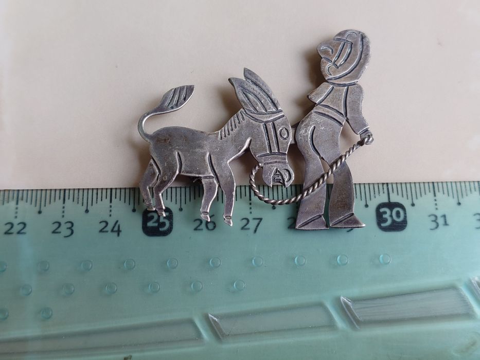 Brosa veche din argint perioada 1960 designer  TAXCO