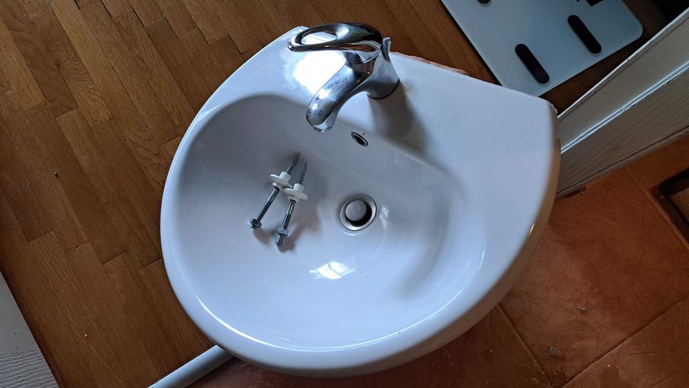 Vidima мивка и батерия