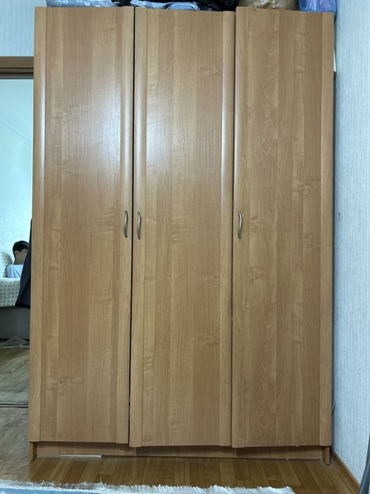 Продается шкаф 10.000