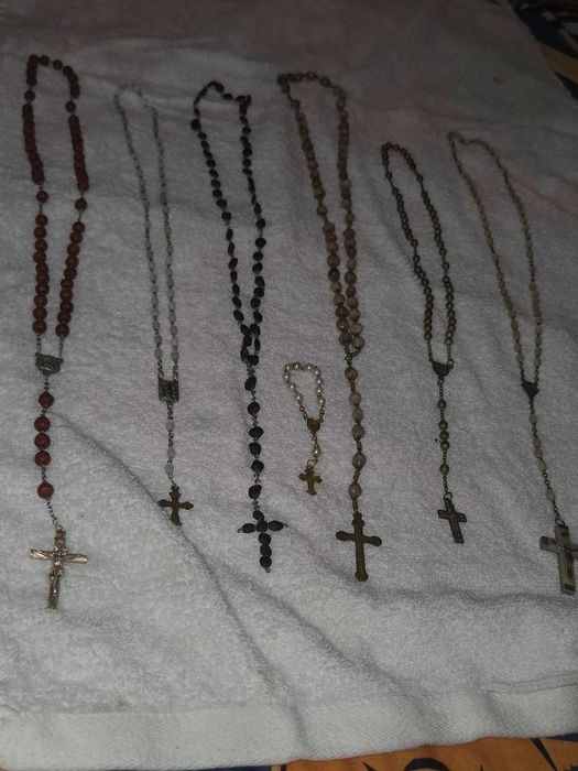 Lot vintage de 6 rozarii diverse