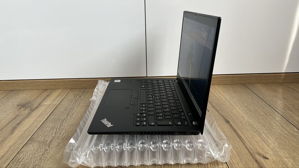 Лаптоп Lenovo ThinkPad X13 gen 1 Intel i5-10210u 8GB RAM 256GB SSD