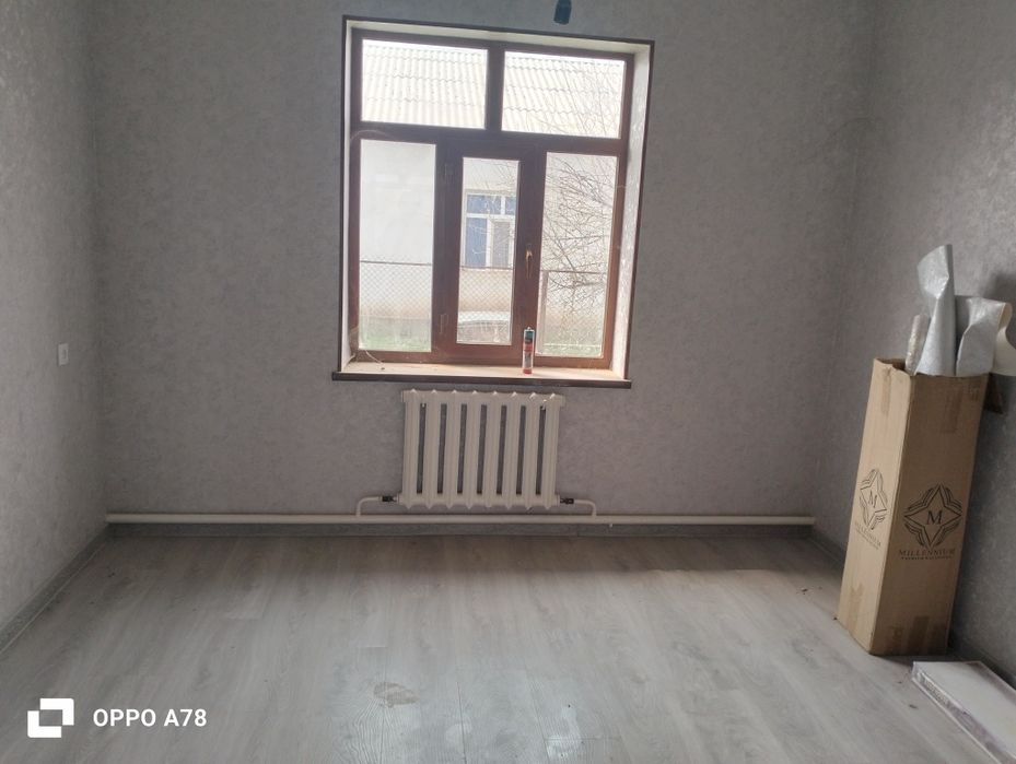 Yangi qurilgan xovli uy sotiladi