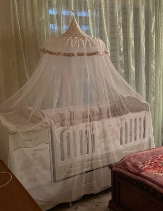 Детская кроватка