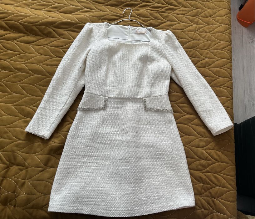 Коассное платье