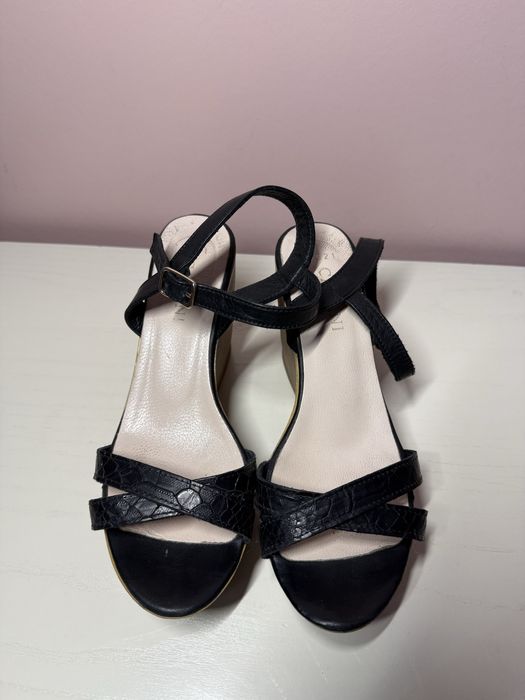 Босоножки на платформе