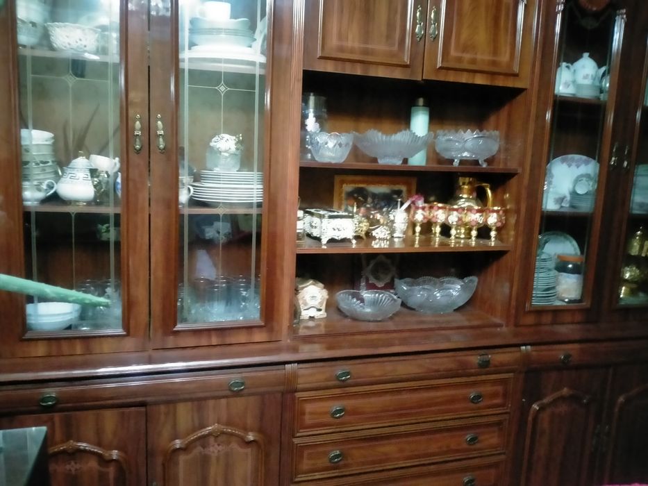 Продам шкаф для посуды. Тумба.