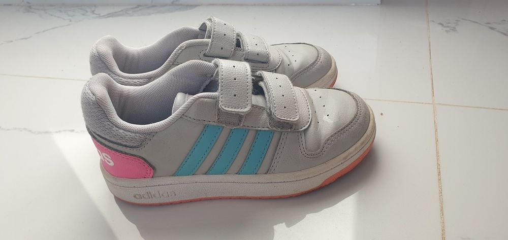 Vand Adidași Adidas marimea 29-17.5cm interior