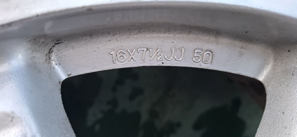 Диски  на  16 оригинал