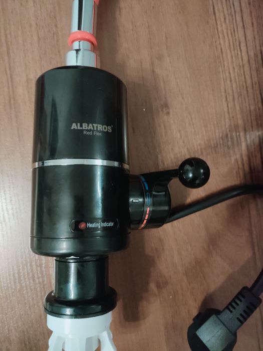 Robinet electric cu încălzire rapida
