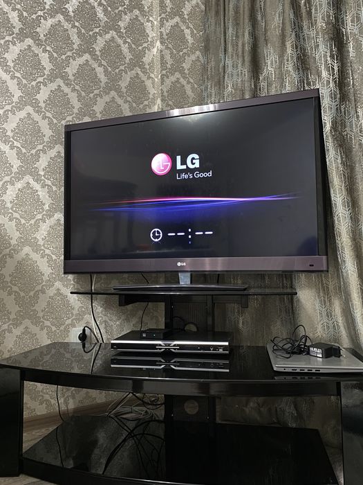 Продам телевизор