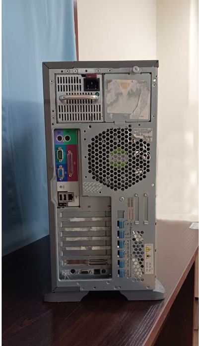 Сървър HP ProLiant ML350 Generation 4p and Generation 4 system options