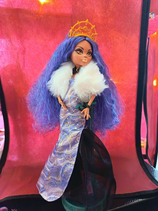 Monster High кукла