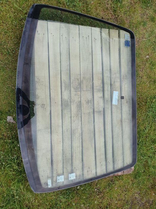 Челно стъкло Renault Scenic