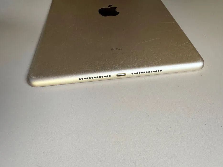 iPad 5 generatia 5 tableta Apple iOS 16