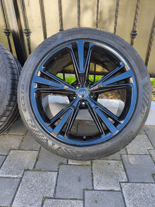 Roți originale Audi Q7 -Q8 R21