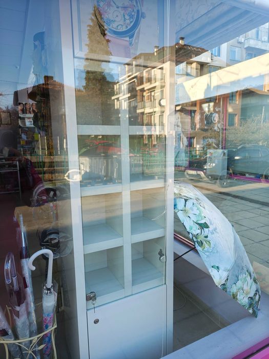 Витрина за магазин