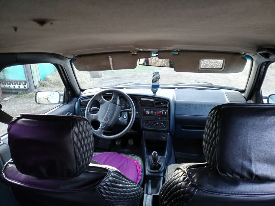 Продам пассат б4 универсал 1,8