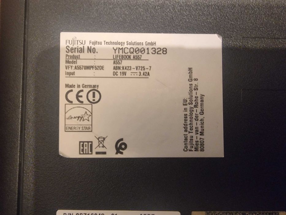 laptop fujitsu i5 7200 8gb ddr4 hdd 500gb