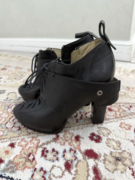 Продам обувь Alexandr Mqueen