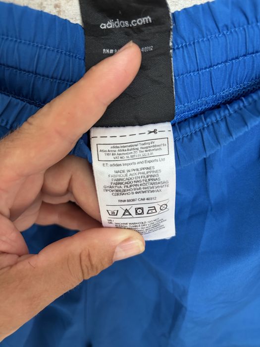 Vand pantaloni sport Adidas